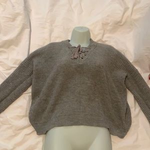 Grey cropped sweater, used